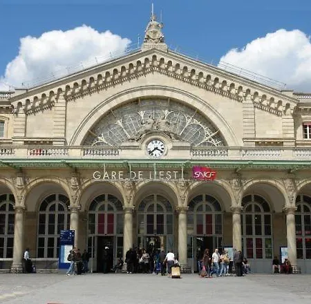 Du Terrage Париж